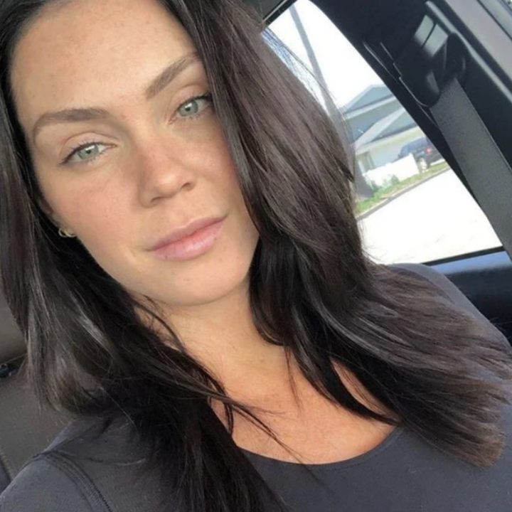 Review by — Nathalie H